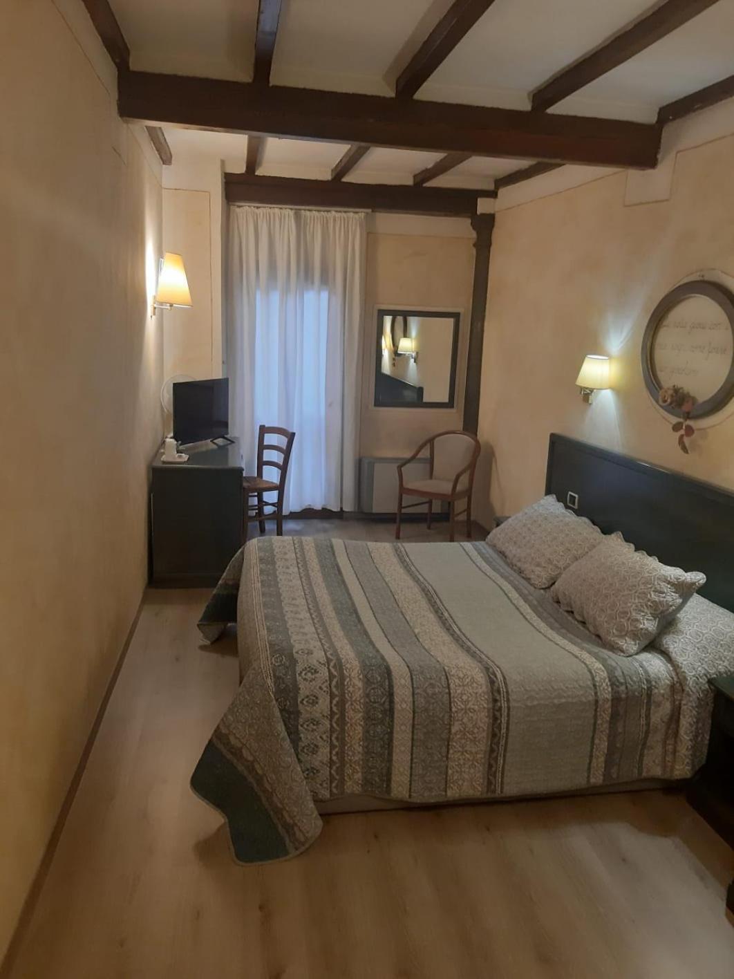 Hotel Borgo Antico Bibbiena Exteriör bild